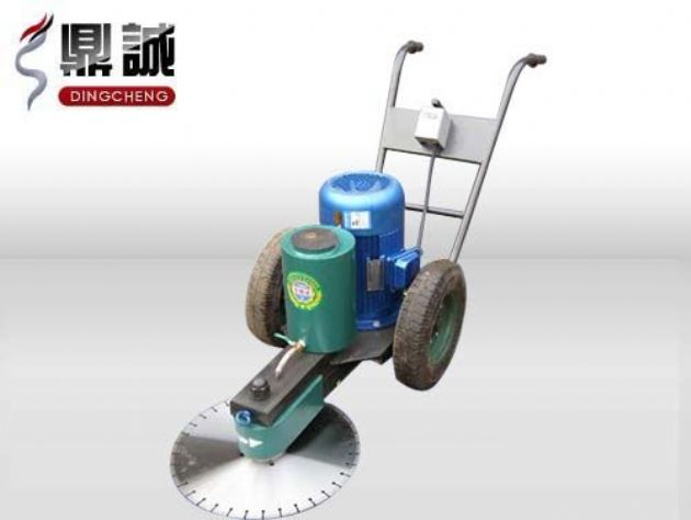 點(diǎn)擊查看詳細(xì)信息<br>標(biāo)題：手推式切樁機(jī) 閱讀次數(shù)：13536