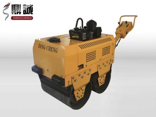 點(diǎn)擊查看詳細(xì)信息<br>標(biāo)題：DC-30C高配手扶式壓路機(jī) 閱讀次數(shù)：12785