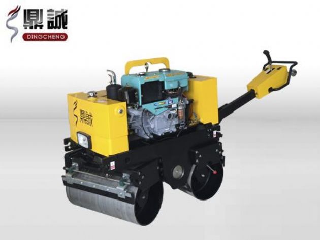 點(diǎn)擊查看詳細(xì)信息<br>標(biāo)題：DC-840-I全液壓手扶雙鋼輪壓路機(jī) 閱讀次數(shù)：14629