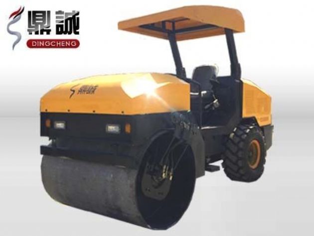 點(diǎn)擊查看詳細(xì)信息<br>標(biāo)題：4噸單鋼輪振動(dòng)壓路機(jī) 閱讀次數(shù)：13687